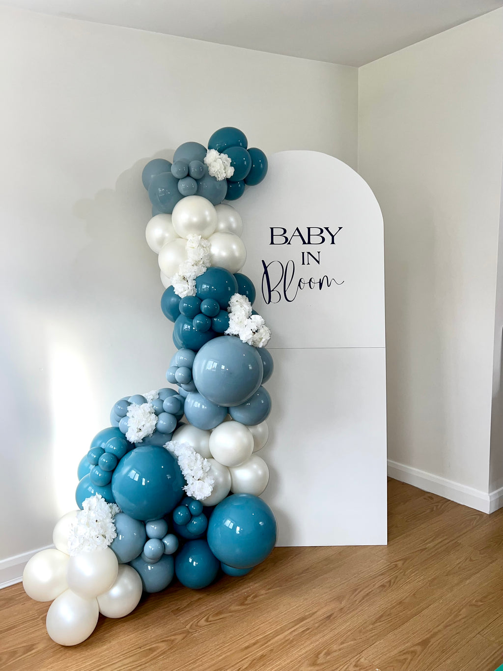 Luxury Balloons & Backdrop