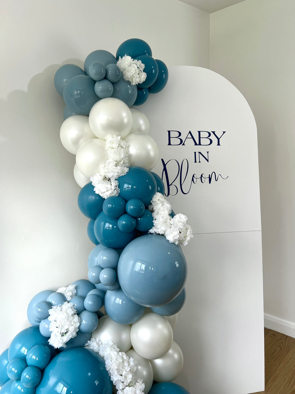 Luxury Balloons & Backdrop